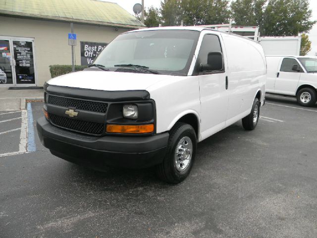 2010 Chevrolet Express Coupe 4D