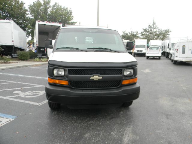 2010 Chevrolet Express Coupe 4D