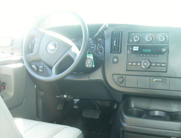 2010 Chevrolet Express 4WD 4-door Tech/entertainment Pkg