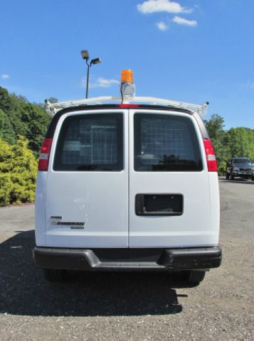 2011 Chevrolet Express Coupe 4D