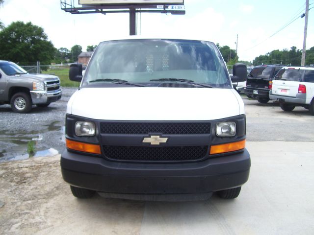 2011 Chevrolet Express Coupe 4D