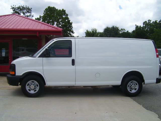 2011 Chevrolet Express Coupe 4D
