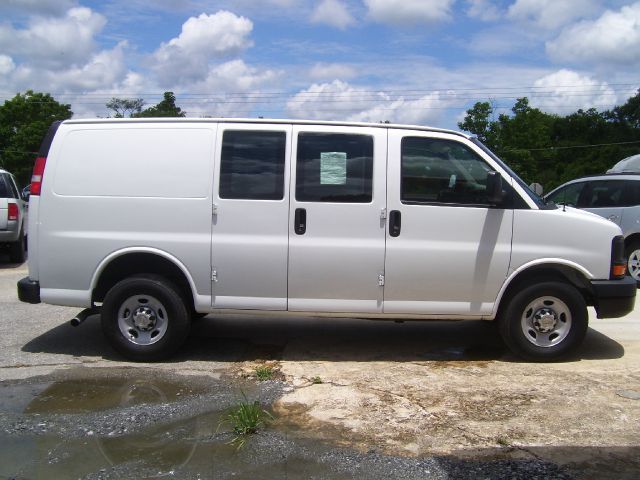 2011 Chevrolet Express Coupe 4D