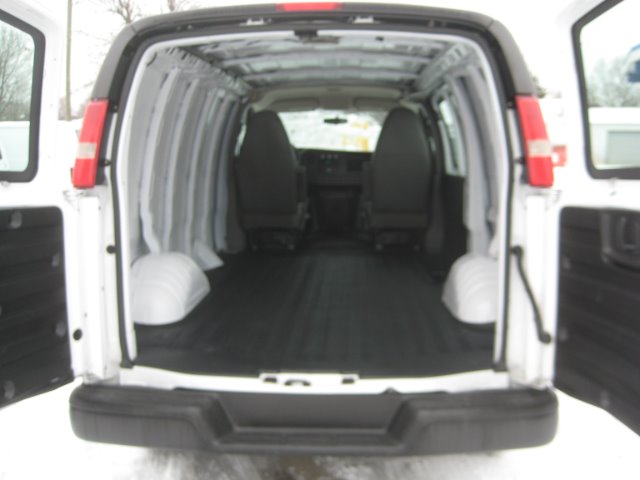 2011 Chevrolet Express Coupe 4D