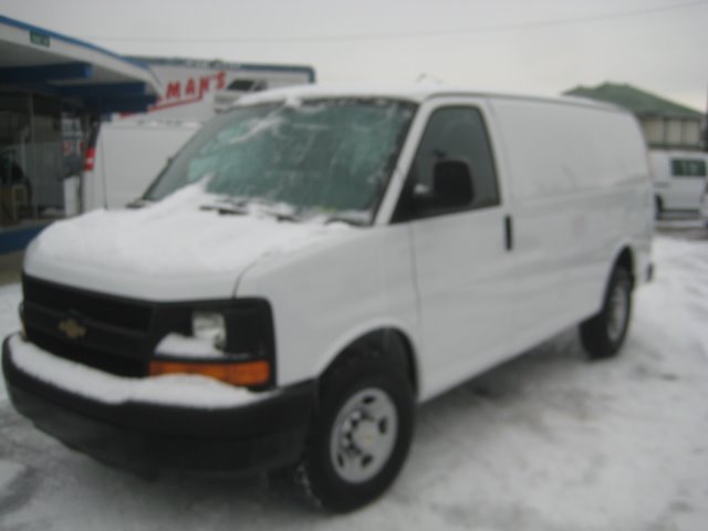2011 Chevrolet Express Coupe 4D