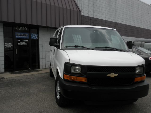 2011 Chevrolet Express Coupe 4D