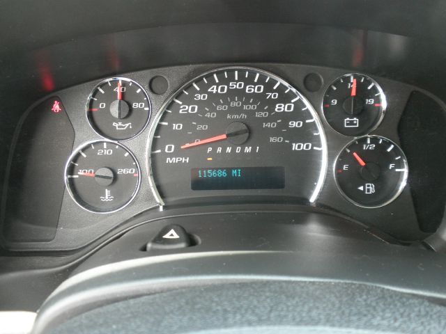 2011 Chevrolet Express Coupe 4D