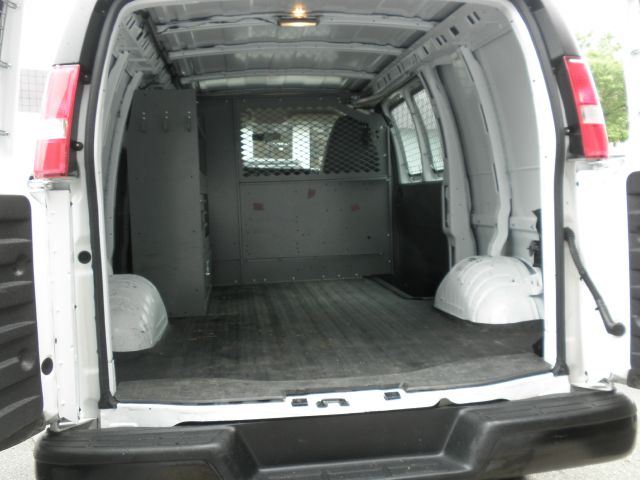 2011 Chevrolet Express Coupe 4D