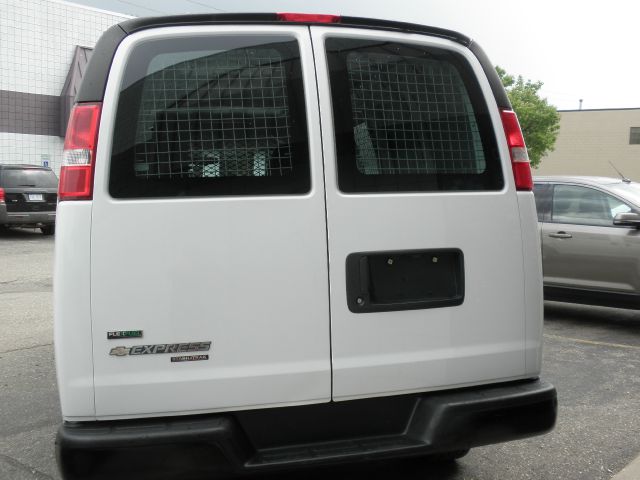 2011 Chevrolet Express Coupe 4D