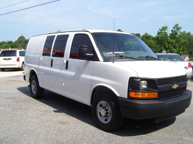 2011 Chevrolet Express Coupe 4D