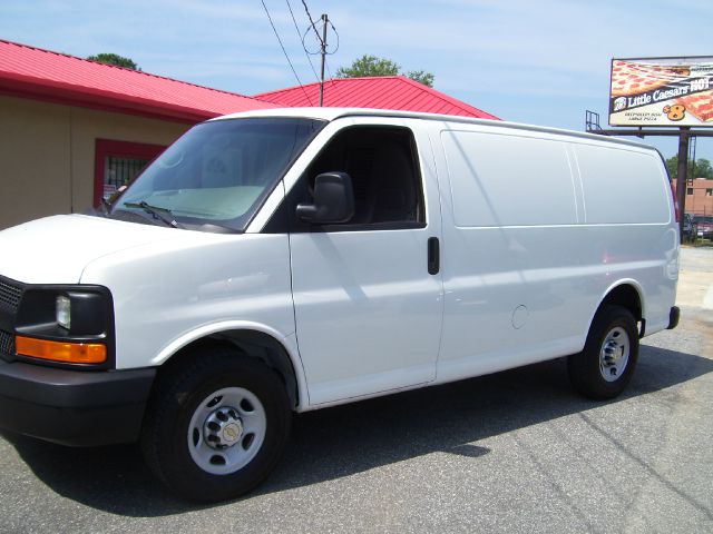 2011 Chevrolet Express Coupe 4D
