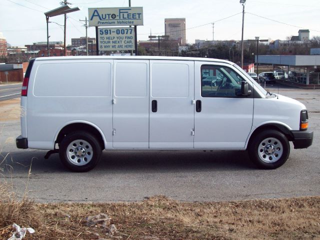 2012 Chevrolet Express 750i 4dr Sdn