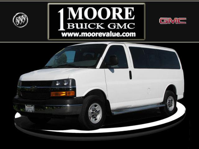 2012 Chevrolet Express LT SWB 5.3L V/8 Automatic 2WD