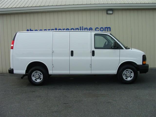 2012 Chevrolet Express 4DR HB II