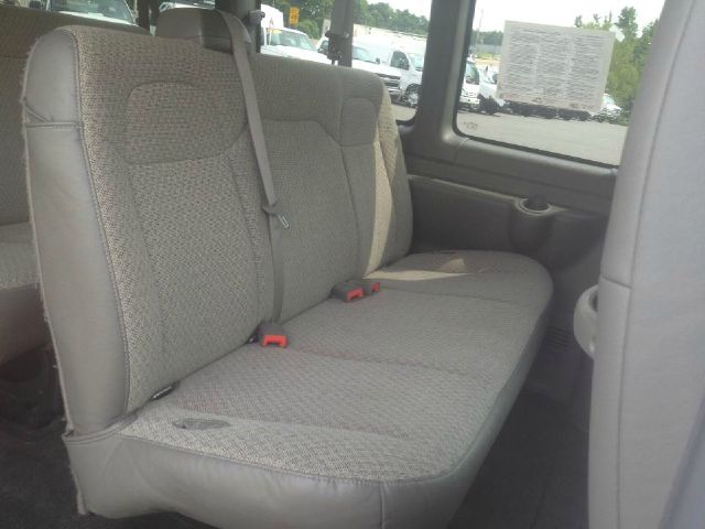 2012 Chevrolet Express Touring_leather