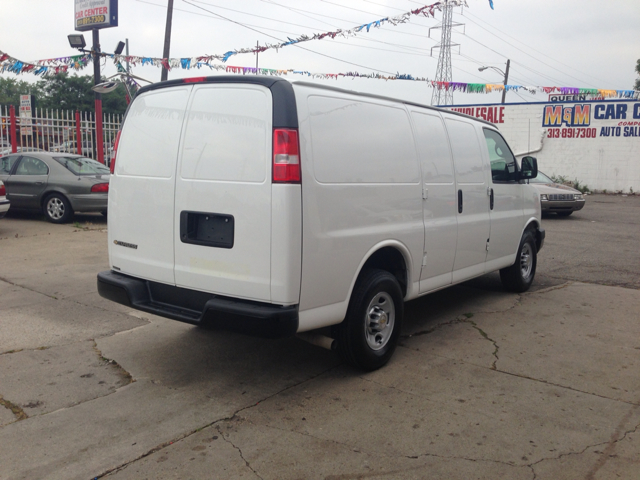 2013 Chevrolet Express Coupe 4D