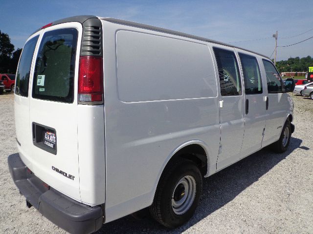 2001 Chevrolet Express Cargo XLT Regular Cab 4x4