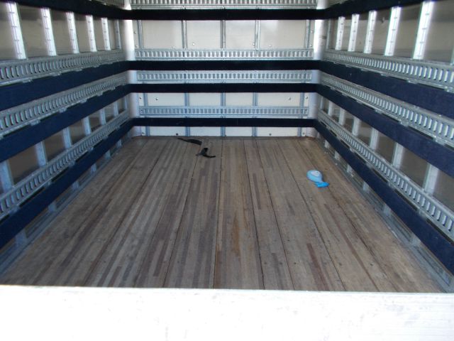 2010 Chevrolet Express Cutaway I-290 S