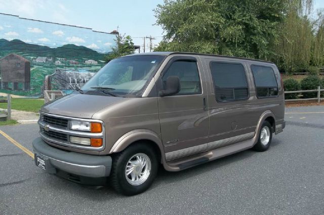 1996 Chevrolet G10 Sport PLUS