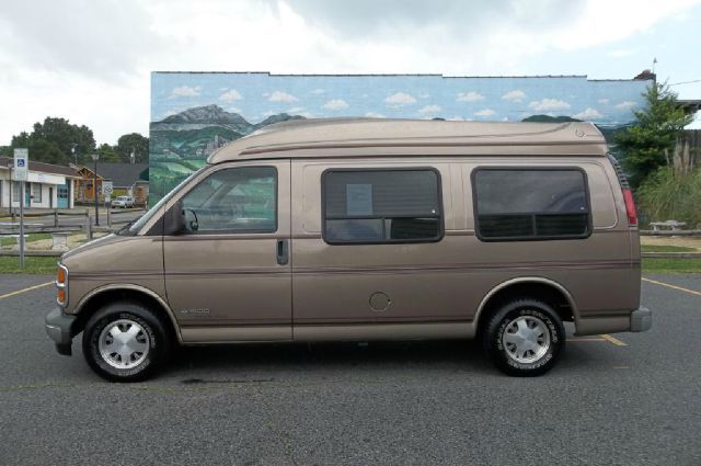 1996 Chevrolet G10 Sport PLUS