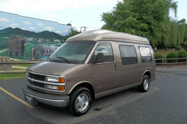 1996 Chevrolet G10 Sport PLUS