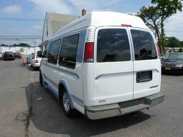 1997 Chevrolet G1500 CW, AWD