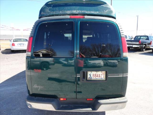 1997 Chevrolet G1500 Overland 4X4