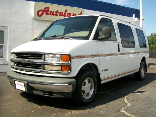 1998 Chevrolet G1500 2004.5 4dr Sdn 1.8T Quattro Au