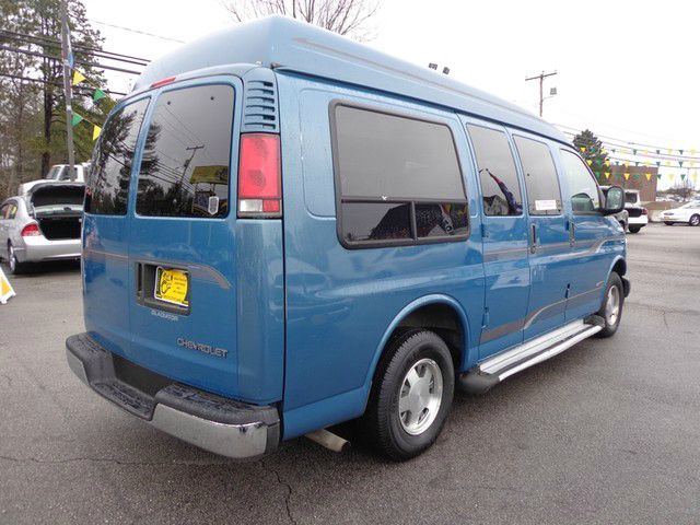 1998 Chevrolet G1500 2004.5 4dr Sdn 1.8T Quattro Au