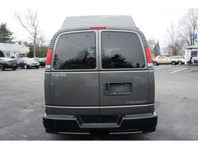 1998 Chevrolet G1500 GLS 3.5L 2WD