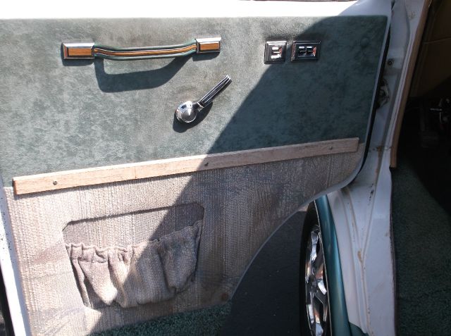 1982 Chevrolet G20 Eddie Bauer 6.0L