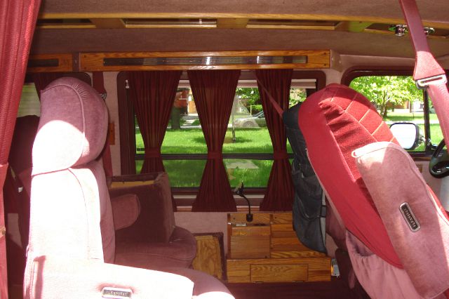 1992 Chevrolet G20 Eddie Bauer 6.0L