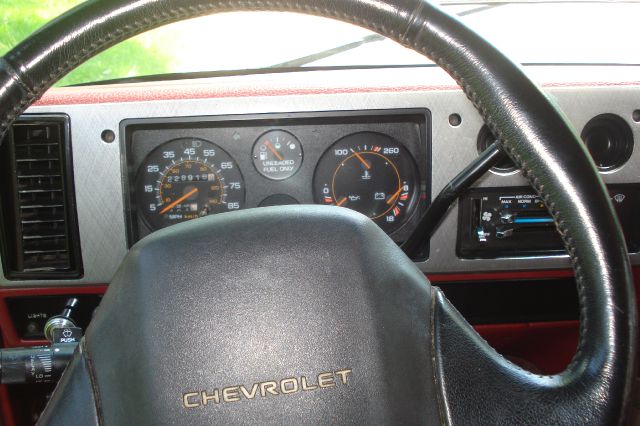 1992 Chevrolet G20 Eddie Bauer 6.0L