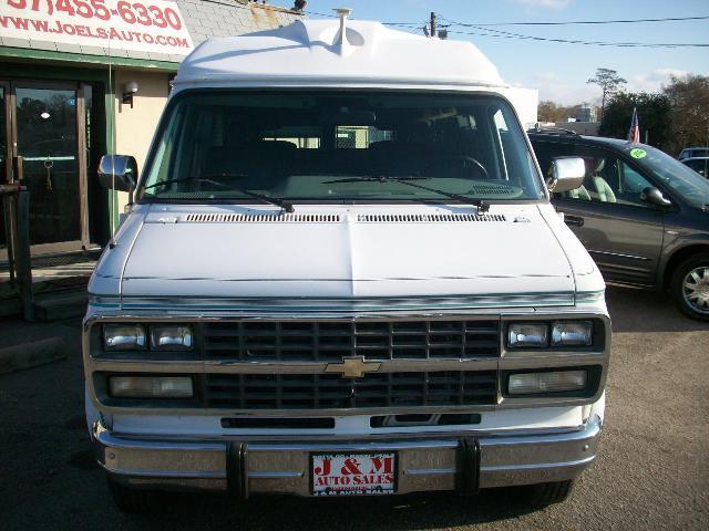 1994 Chevrolet G20 Eddie Bauer 6.0L