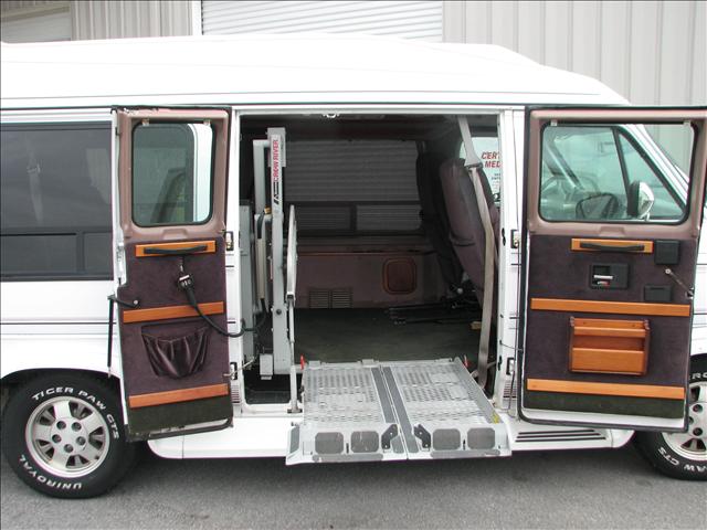 1994 Chevrolet G20 Base