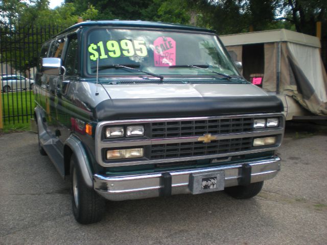 1995 Chevrolet G20 Eddie Bauer 6.0L