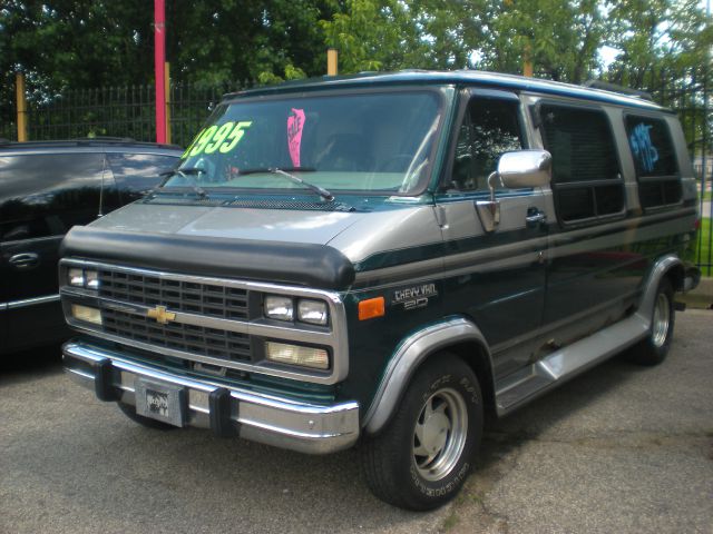 1995 Chevrolet G20 Eddie Bauer 6.0L