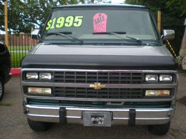 1995 Chevrolet G20 Eddie Bauer 6.0L