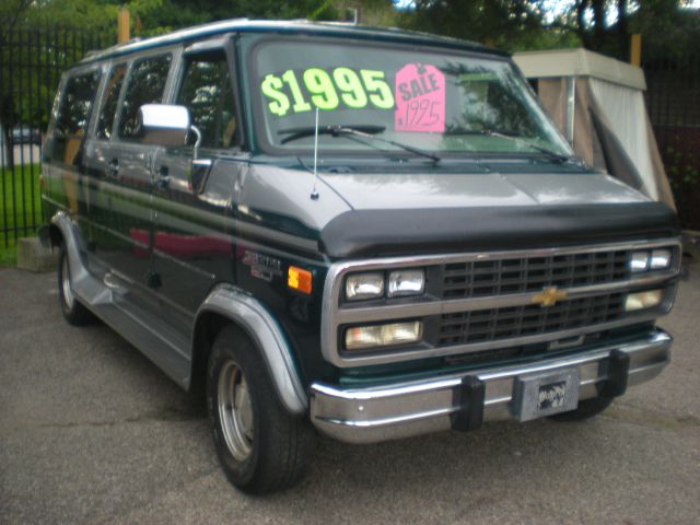 1995 Chevrolet G20 Eddie Bauer 6.0L