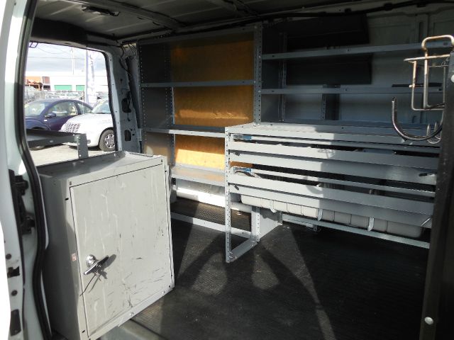 1998 Chevrolet G2500 VDC