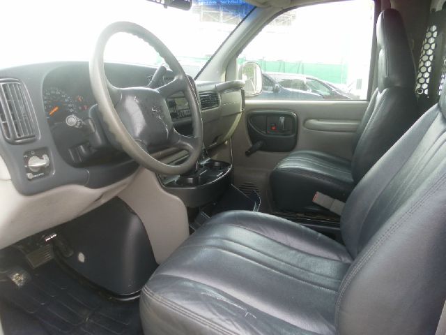 1998 Chevrolet G2500 VDC
