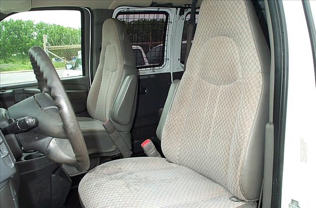 2007 Chevrolet G2500 4WD SLT