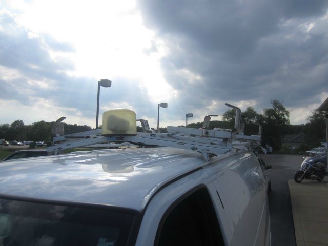 2007 Chevrolet G2500 Coupe 4D