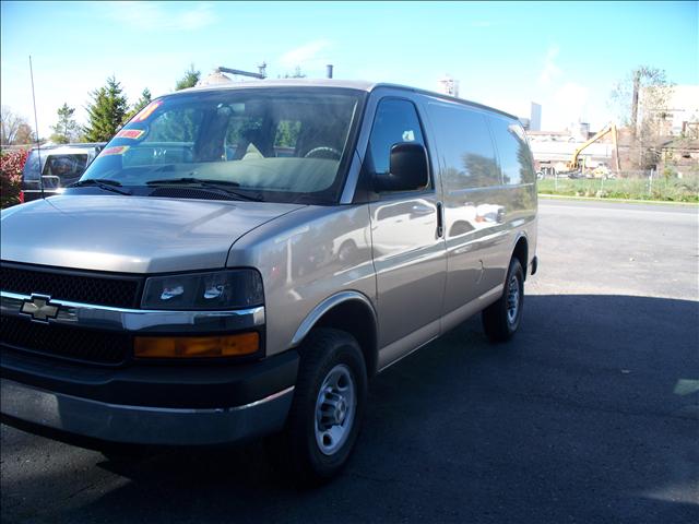 2008 Chevrolet G2500 SL1