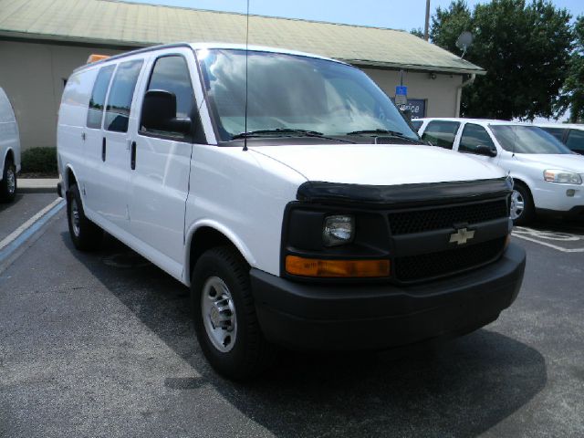 2011 Chevrolet G2500 Unknown