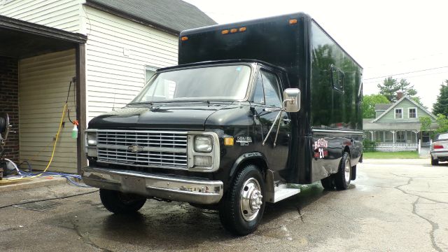 1984 Chevrolet G30 RS 2.5