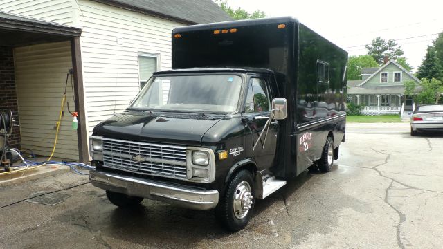 1984 Chevrolet G30 RS 2.5