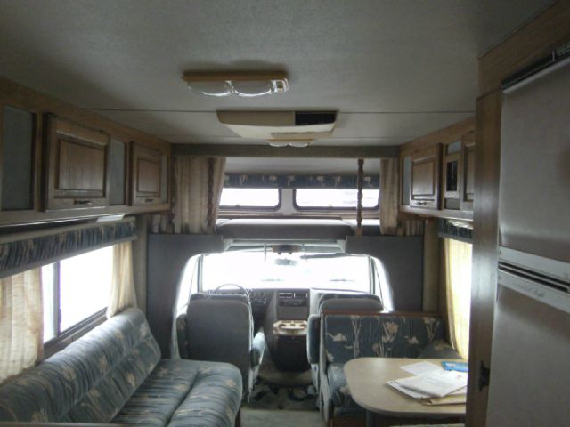 1987 Chevrolet G30 2.0T Quattro AT