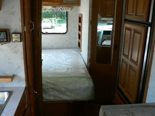 1993 Chevrolet G30 2.0T Quattro AT