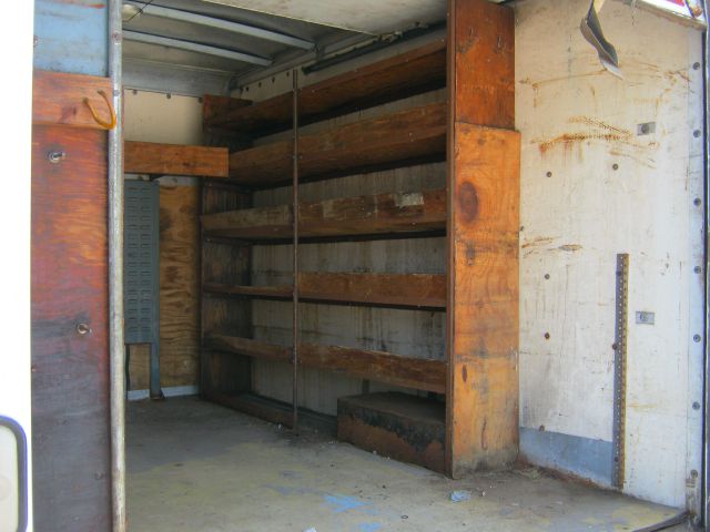 1995 Chevrolet G30 2.0T Quattro AT